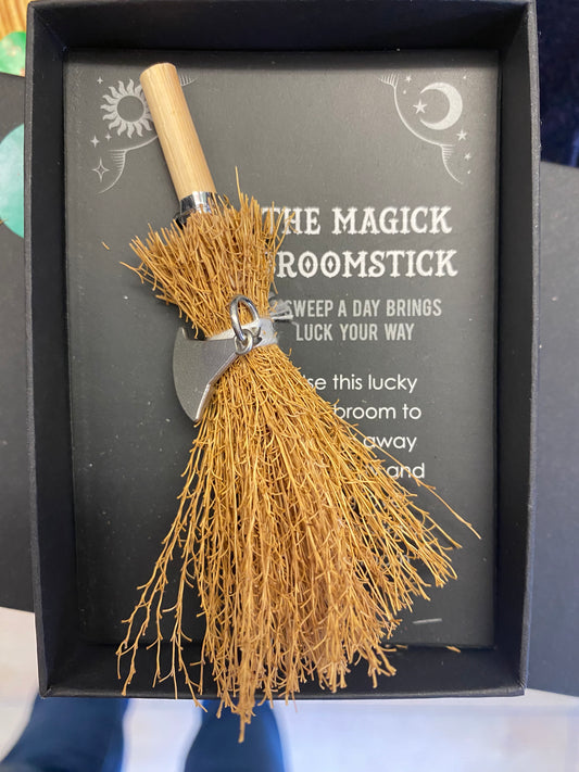 Magick broomstick