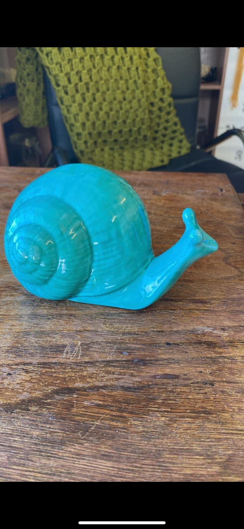 Anglia pottery snail AP199