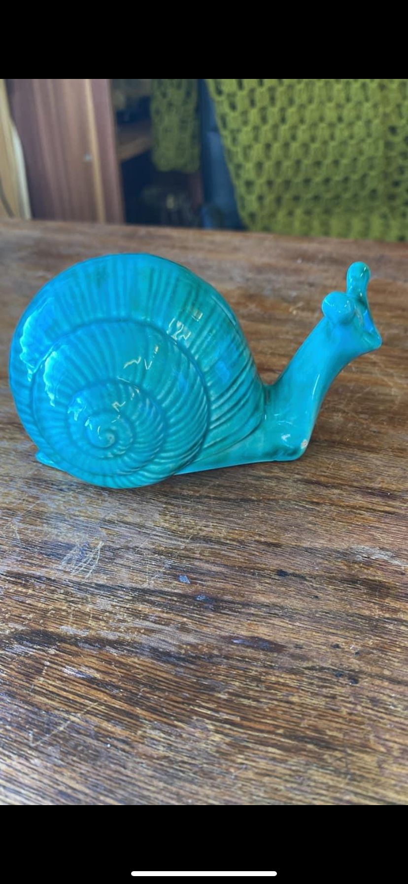 Anglia pottery snail AP200